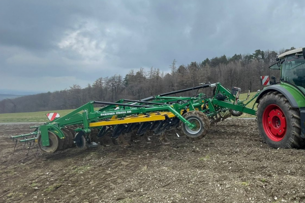 Kerner STRATOS SA 600